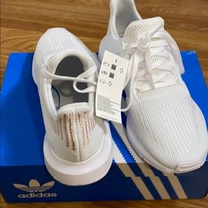 adidas Swift Runs